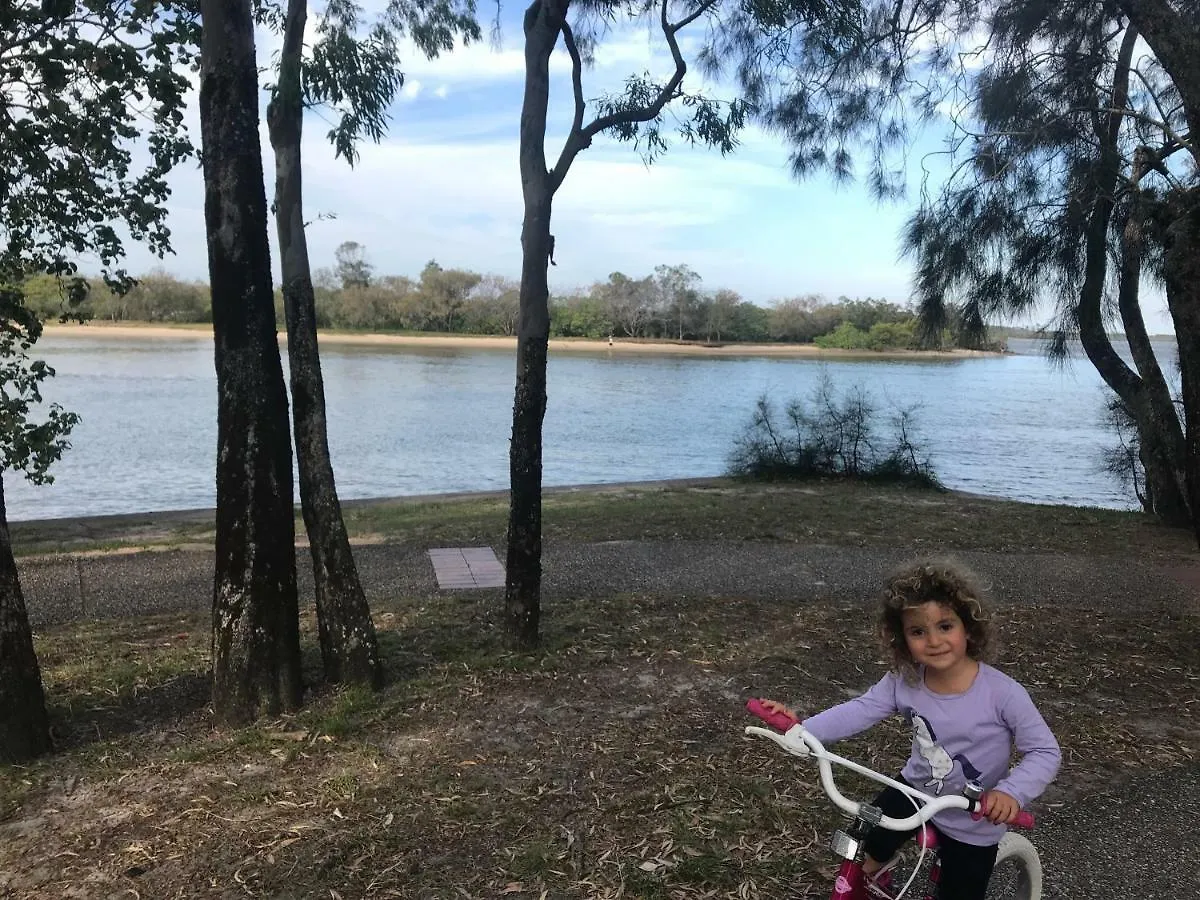 Jungle River Home Maroochydore Hébergement de vacances